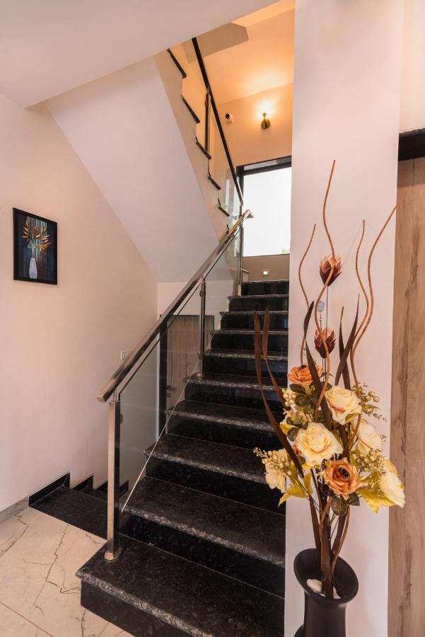 Saffronstays Aster, Plunge Pool Villa With Garden, Lonavala Eksteriør bilde